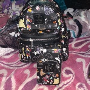 Lounge fly nightmare before Christmas set